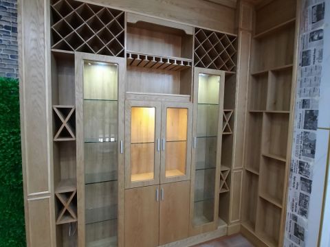 Kệ trang trí phòng khách gỗ veneer sồi